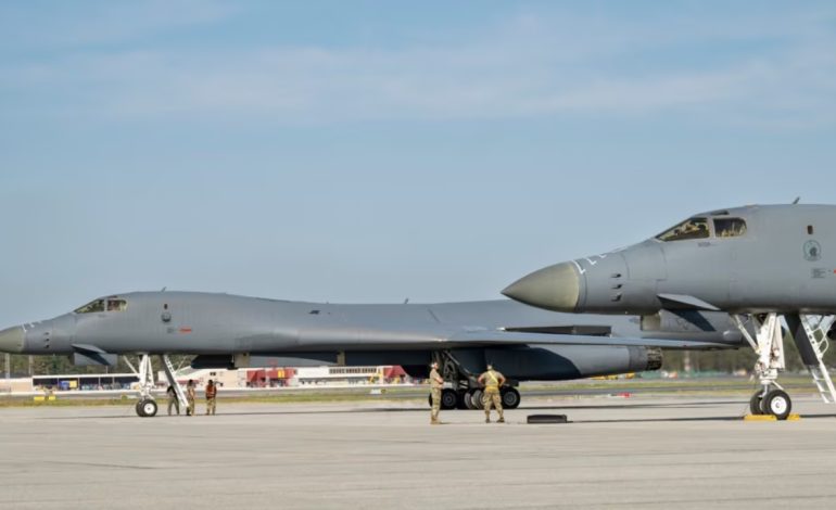 “Reagimi i Shpejtë” me 800 parashutistë pjesëmarrës, NATO-ja zhvillon stërvitje ushtarake në Suedi