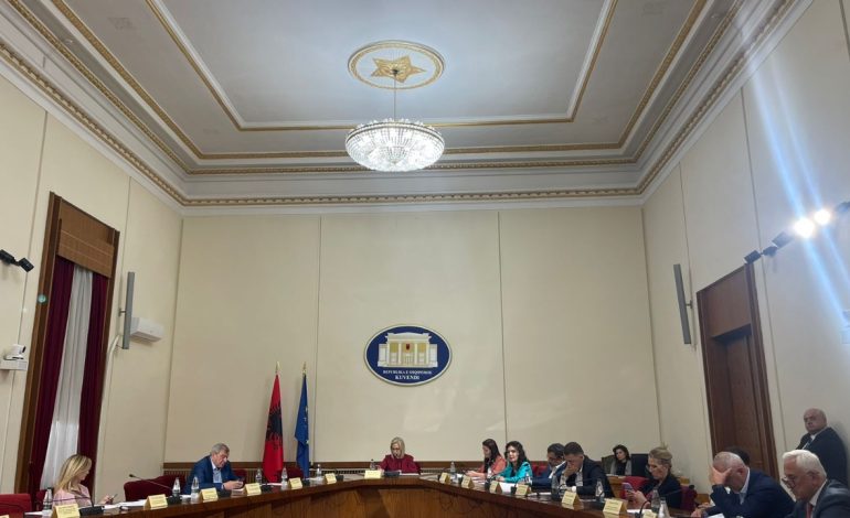 Rezoluta anti-korrupsion të hënën në Kuvend, Çuçi: Duam gjithëpërfshirje! S’ka mbivendosje kompetencash me Këshillin Kombëtar të Integrimit dhe komisionet parlamentare