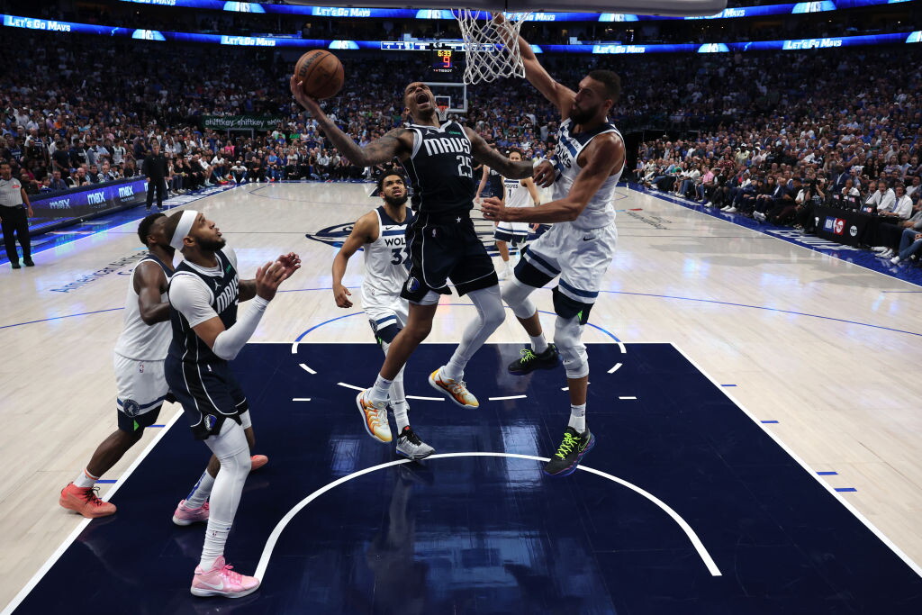 “Triple-double” i Doncic s’mjafton, Minnesota mposht Dallas dhe rihap garën në Perëndim