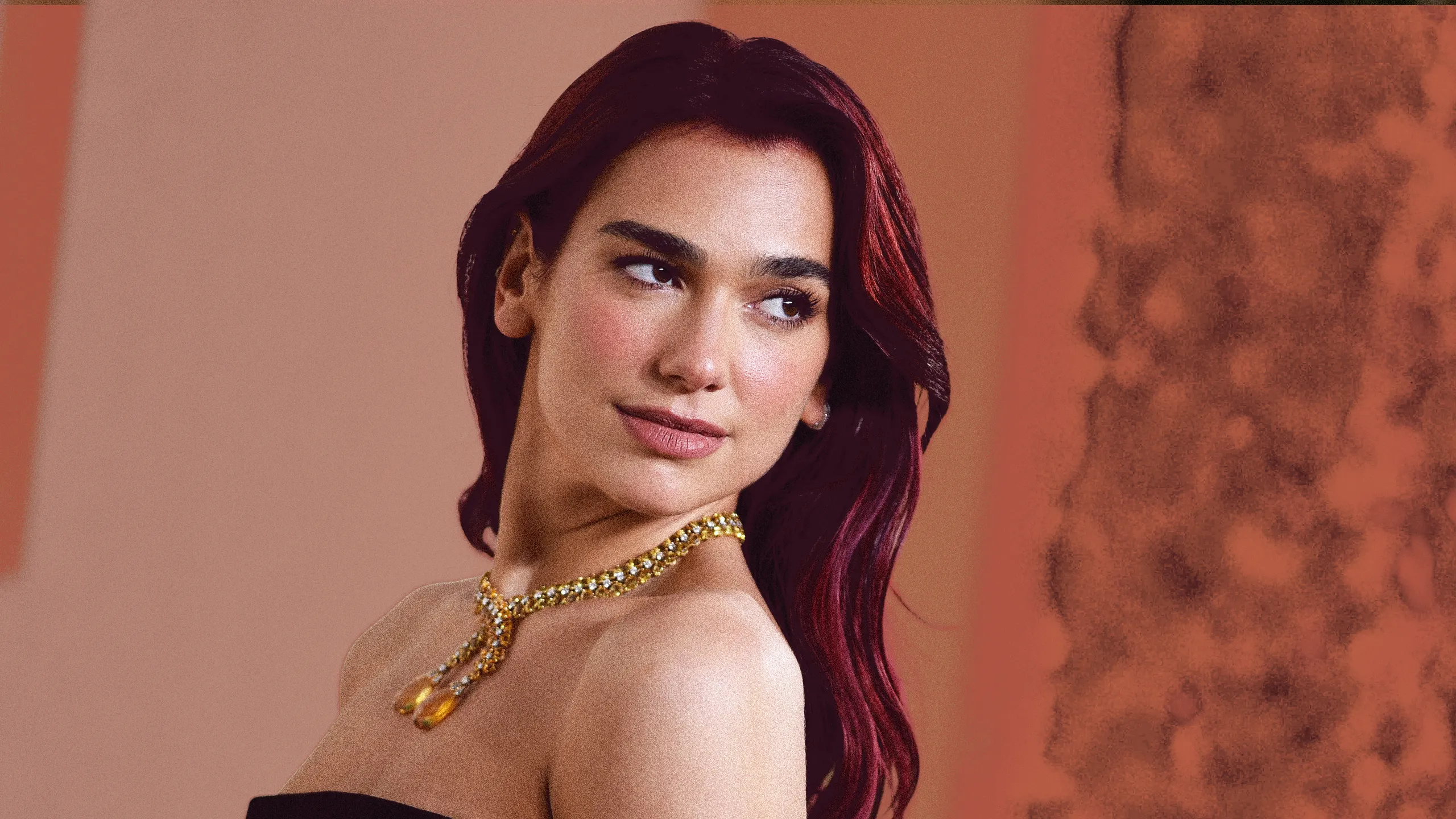 Shuma marramendëse që Dua Lipa fitoi çdo muaj vitin e kaluar