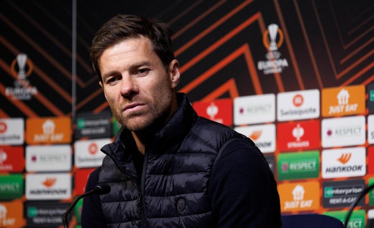 Leverkusen, Alonso i  rikthehet finales së humbur: Nuk duhej të shkonte kështu