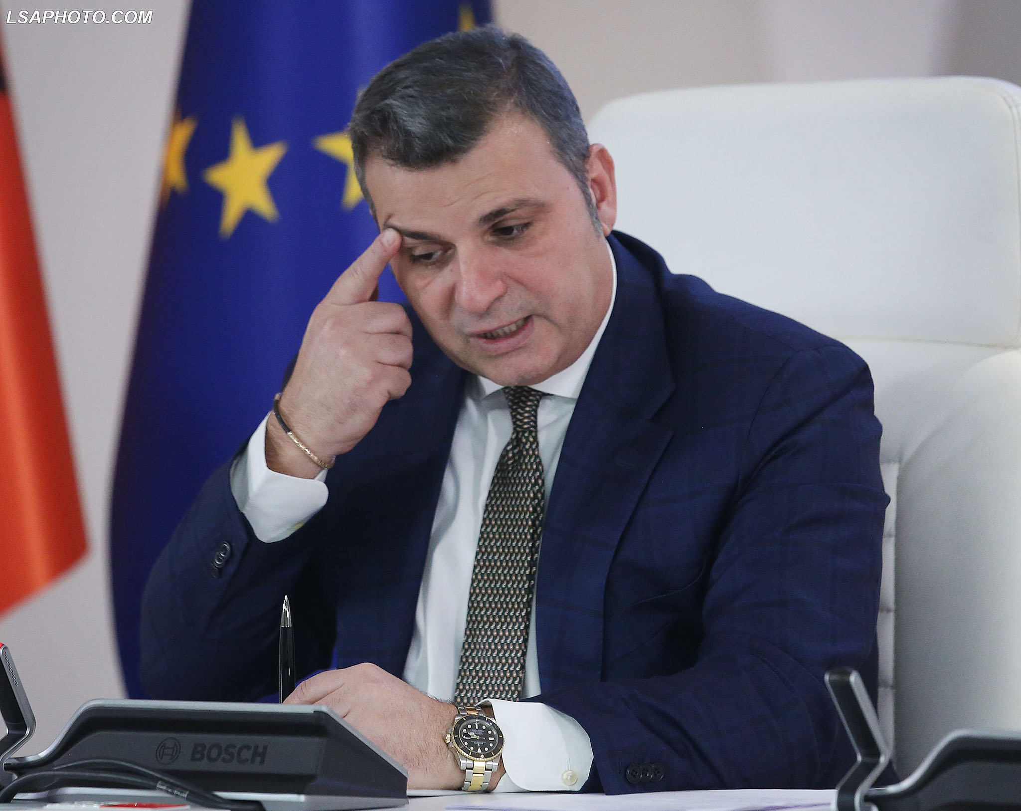 Skema e ‘mashtrimit’ me kreditë çon guvernatorin Sejko në SPAK