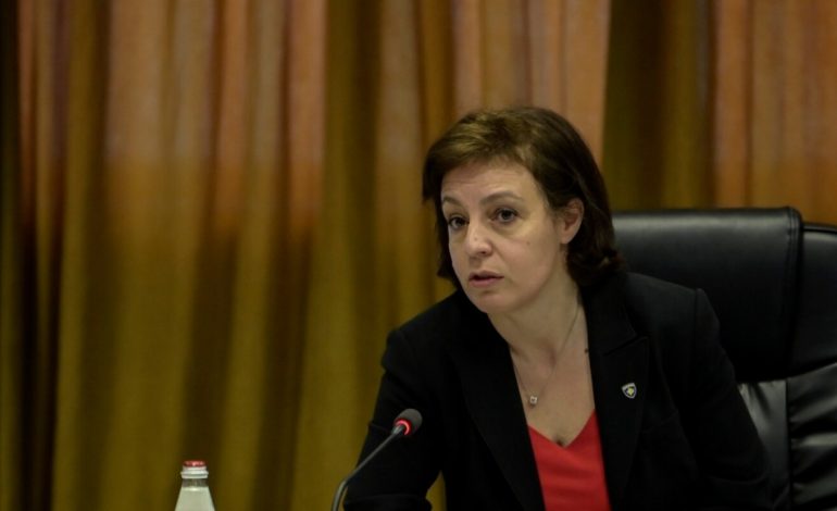 Njoftimi për të mbështetur Ukrainën me pajisje ushtarake, Gërvalla: Rusia “po kryen sulm hibrid” kundër Kosovës