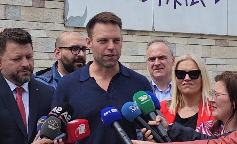 “Nuk do t’u harrojmë”, kreu i “Syriza”-s fushatë elektorale në Dropull: Do mbështesim helenizmin, këtu kanë derdhur gjak grekët