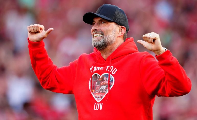 Lamtumirë mes lotësh, Klopp përshëndetet me Liverpool: Mirë u takofshim (VIDEO)