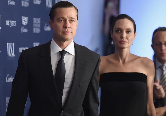 Çfarë ndodhi? Truproja i Brad Pitt “godet” Angelina Jolie në gjyq