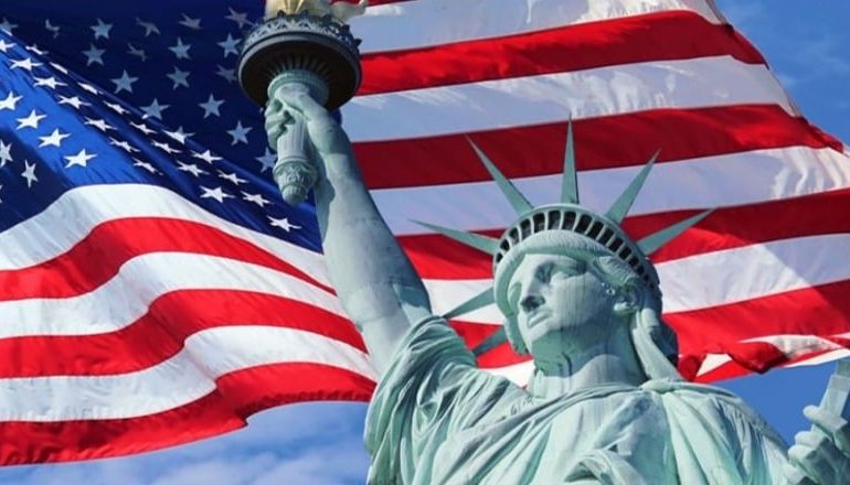 Dalin përgjigjet e lotarisë amerikane, ja linku ku mund të shihni nëse jeni fitues