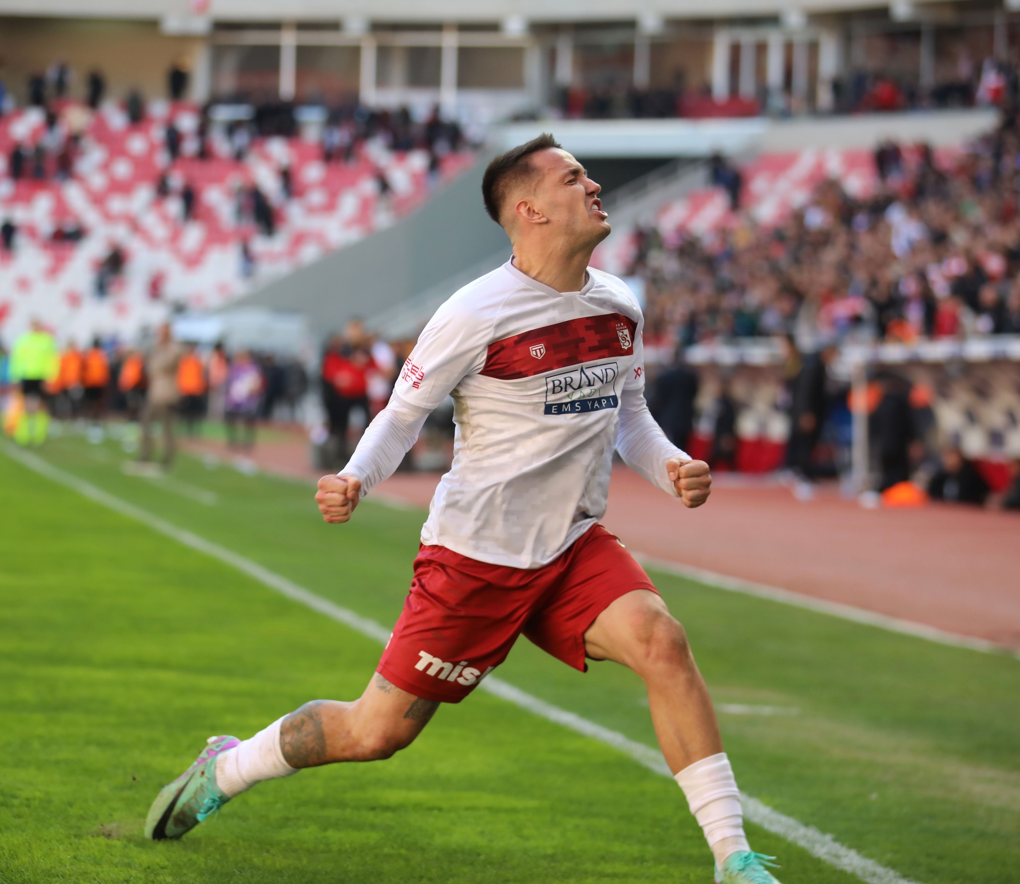 VIDEO/ Sivasspor pësoi disfatë, Manaj dhuron assist, i anulohet një gol
