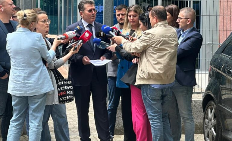 Seanca për Gërdecin në GJKKO/ Rrëzohet kërkesa e Mediut për ekspertimin financiar, seanca e radhës më 29 maj 
 15/05/2024 12:26