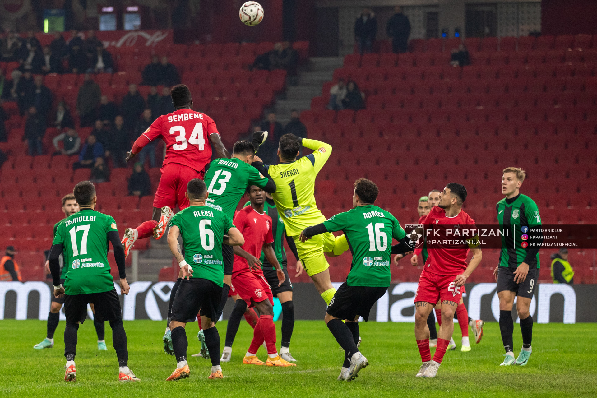 Ikën një lider i ekipit, tetë futbollistë të tjerë të Partizanit me një këmbë jashtë
