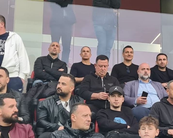 Shpesh në stadiume për të ndjekur kampionatin shqiptar, Silvinjo fton 0 lojtarë nga Superiorja