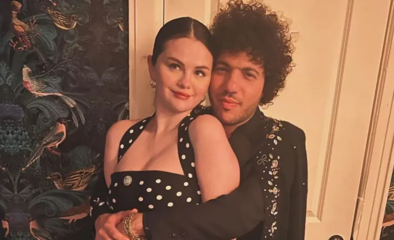 Benny Blanco publikon librin e parë të gatimit, ja si reagon Selena Gomez