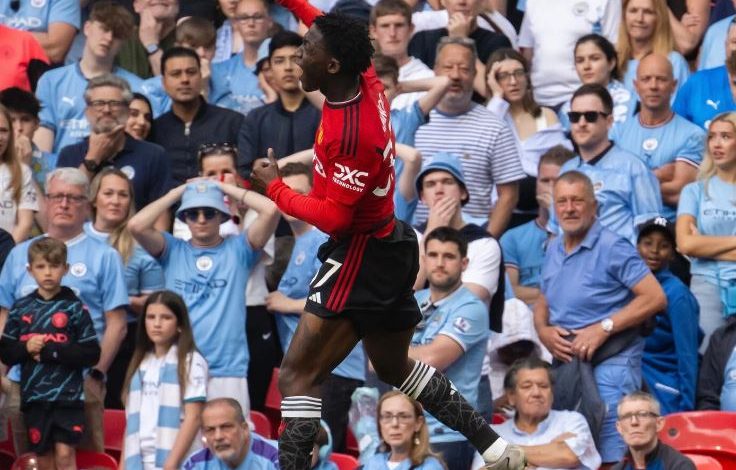 VIDEO/ Trofeu i 13-të, United bën “djallin” në finalen e FA CUP, triumfon ndaj Cityt