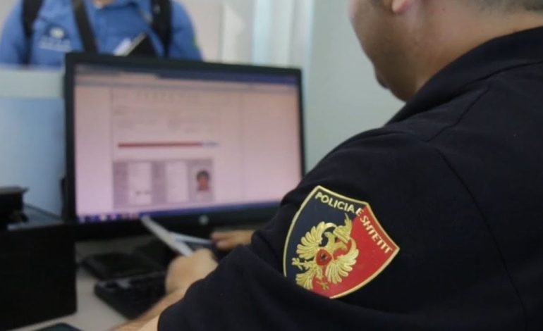 Emrat/ Arrestohen tetë efektivë policie në Rinas/ AMP ekzekuton masat, nën akuzë për shpërdorim detyre dhe korrupsion