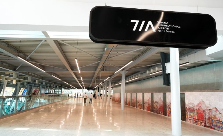 Policët e Rinasit krijuan skemë për kalimin e paligjshëm në BE