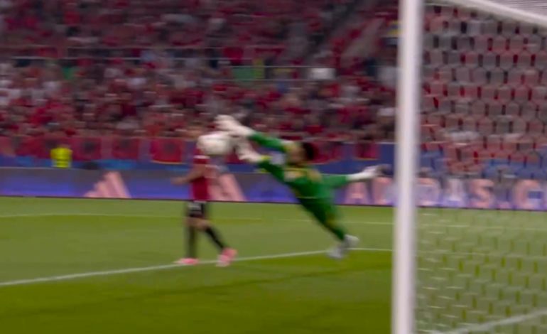 LIVE SHQIPËRI-SPANJË/ Asllani i afrohet golit, mbyllet pjesa e parë në Dyseldorf (VIDEO)