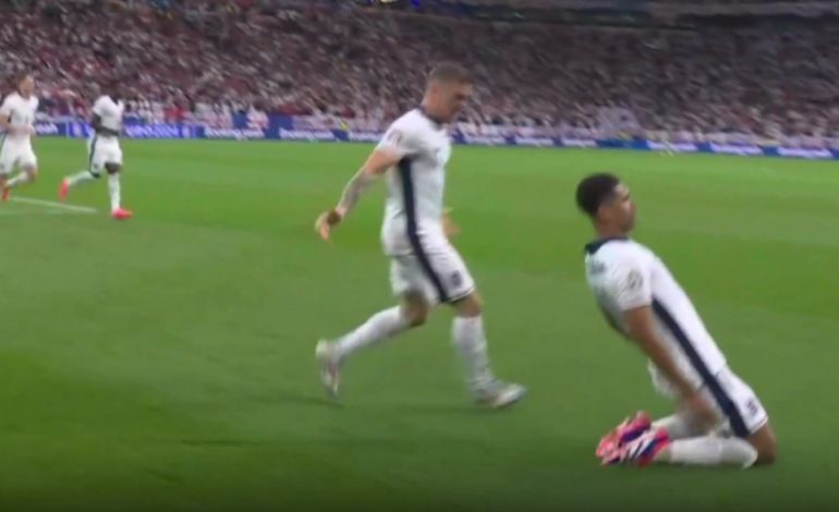 LIVE SERBI-ANGLI/ Mbyllet pjesa e parë, “Tre Luanët” ruajnë avantazhin e një goli (VIDEO)