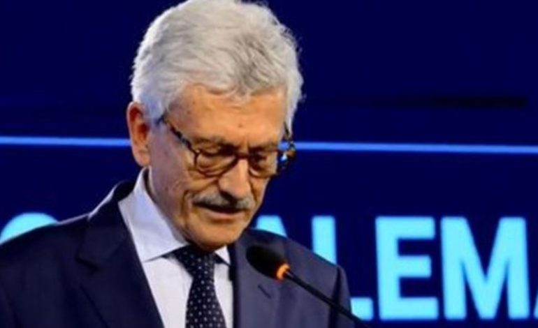 “Italia u përpoq që të nxirrte Rugovën nga qelia”, ish-kryeministri italian tregon telefonatën me Clinton: Kishte frikë se do…