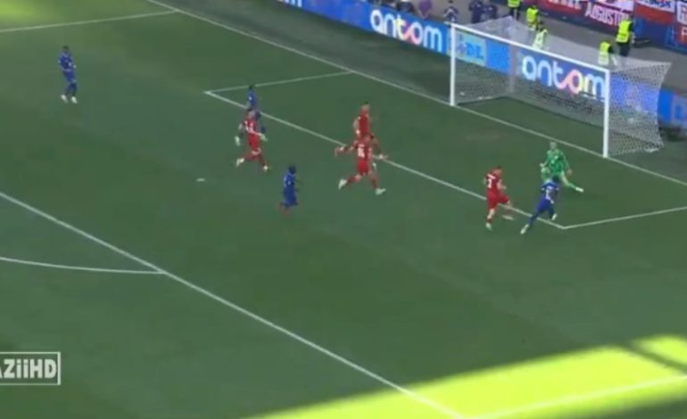 LIVE FRANCË-POLONI/ “Gjelat” provojnë me Dembele e Mbappe, nuk ka gola në pjesën e parë (VIDEO)