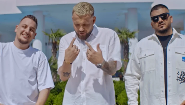 “Mos luj”/ Dy emrat më të pëlqyer të showbiz-it sjellin hitin e verës