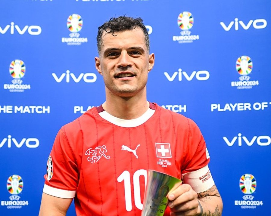Xhaka protagonist në fitoren e Zvicrës, vlerësohet si “Njeriu i ndeshjes”