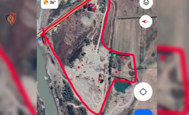 Armë zjarri, municion luftarak dhe drogë, arrestohet 43-vjeçari në Peqin! I kishte fshehur në biznesin…