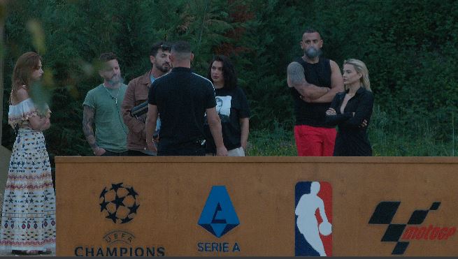 E papritur/ Albano lë “Ferma VIP”, fermerët bëhen “copash” për ta ndaluar