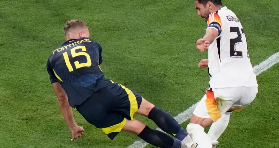 Analiza e DW: A do të ndikojë Inteligjenca artificiale futbollin?