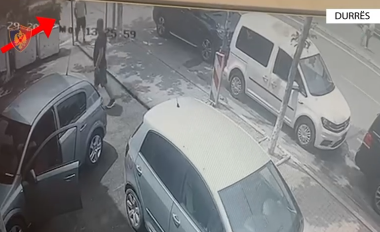 Dhunuan dhe kërcënuan se do vrisnin fqinjin e tyre që sapo ishte kthyer nga emigrimi, arrestohen dy vëllezërit në Durrës