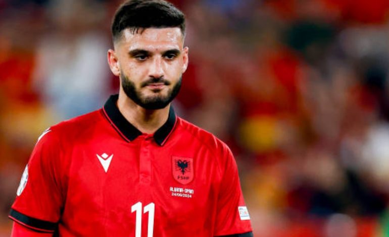 Broja mesazh Muçit pas kthimit në Tiranë, nuk lë pa përmendur Sylvinhon: Do të vijë koha…