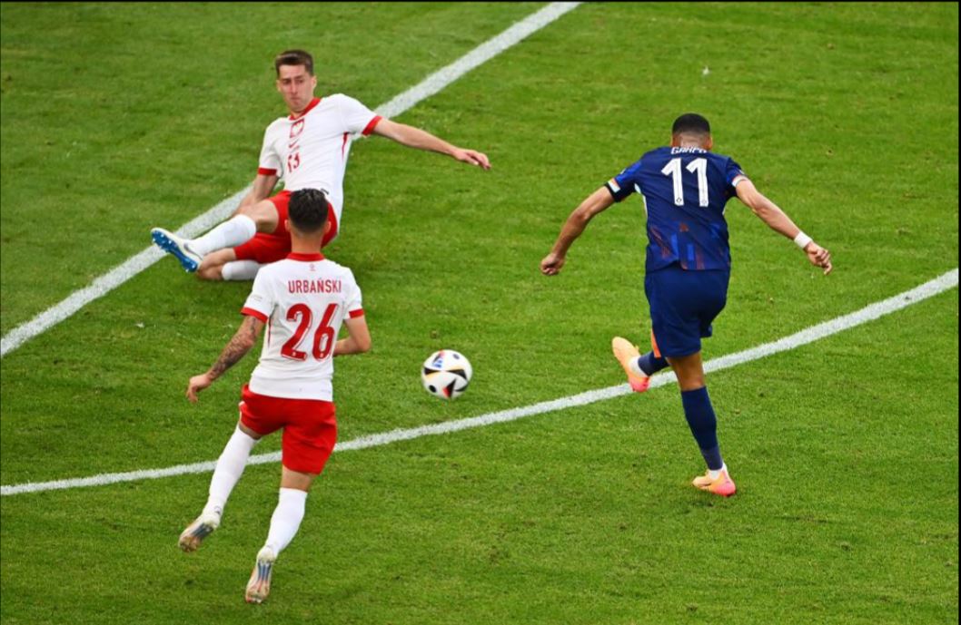 Euro 2024/ Përfundojnë 45 minutat e para pa fitues në sfidën, Poloni-Holandë (VIDEO)