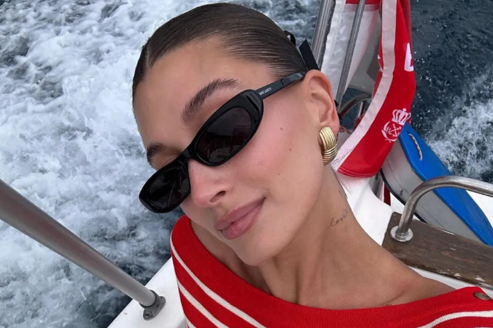 5 modele flokësh verore të frymëzuara nga e bukura Hailey Bieber