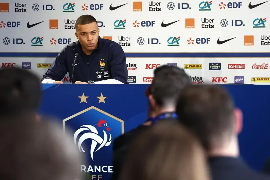 “PSG-ja më dhunoi”/ Mbappe: Jam i lumtur që do shkoj tek Real Madrid