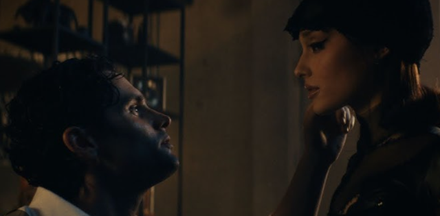 Ariana Grande versioni “Catwoman”, publikohet videoklipi i “The Boy is Mine”