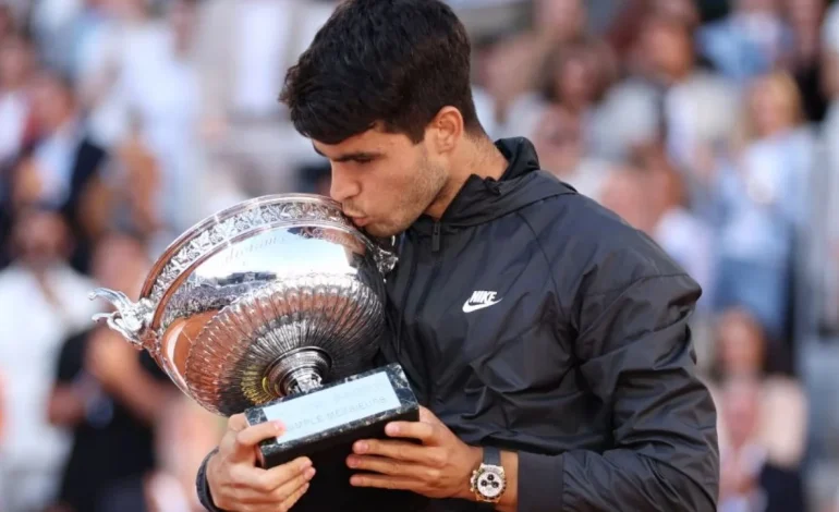 Përmbysje epike ndaj Zverev, Carlos Alcaraz shpallet kampion i “Roland Garros”