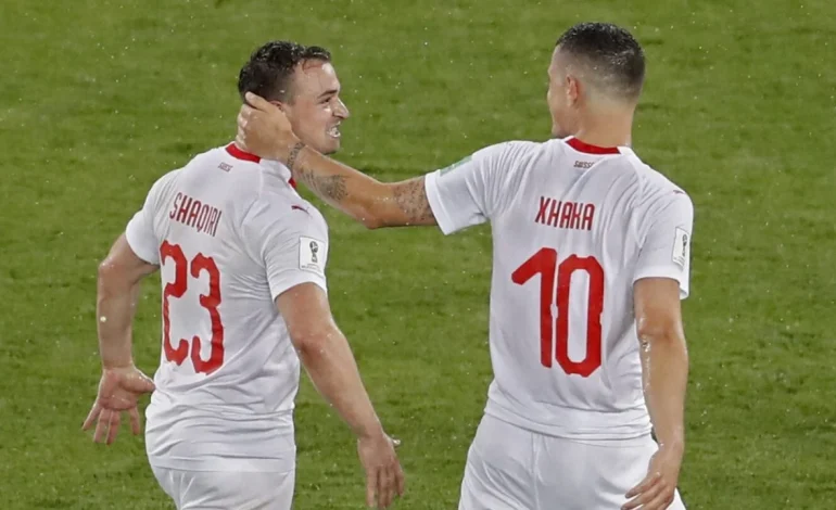 Ndodh edhe kjo, skuadrës së Xhakës i vjedhin sende me vlerë në prag të ndeshjes