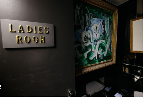 Ndodh edhe kjo/ Muzeumi australian var pikturat e Picasso-s në tualetin e grave