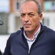 Besa e Kavajës, bën “Bum”, ul në stol Mirel Josën