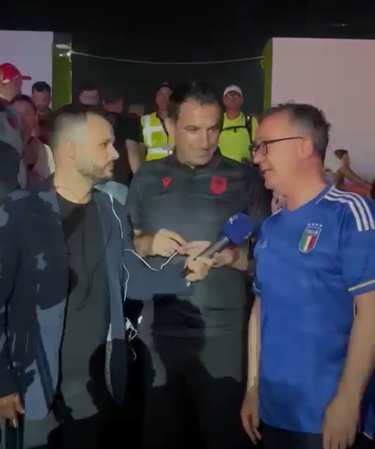 “Derbi i Adriatikut”-Ndeshja e Kombëtares bën bashkë ambasadorin italian dhe Veliajn