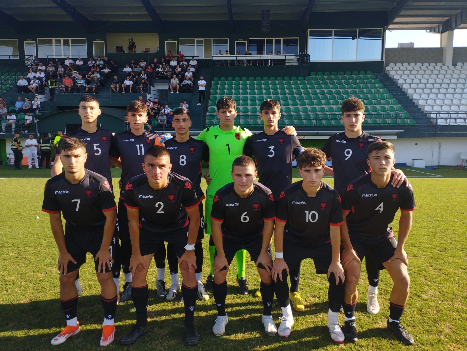 Miqësoret e moshave/ Shqipëria U-17 barazon 1-1 me Azerbajxhanin U-17 në “Egnatia Arena”