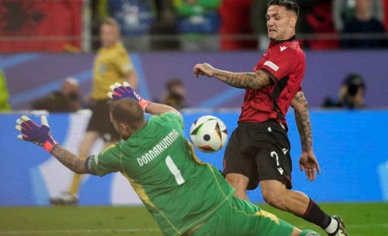 Buffon “duartroket” Donarumman: Pritje vendimtare, një gol i Manajt do komplikonte gjërat