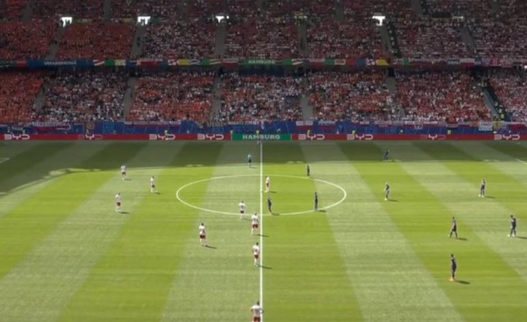 LIVE POLONI-HOLANDË/ Buksa kalon Poloninë në avantazh dhe shtang Holandën