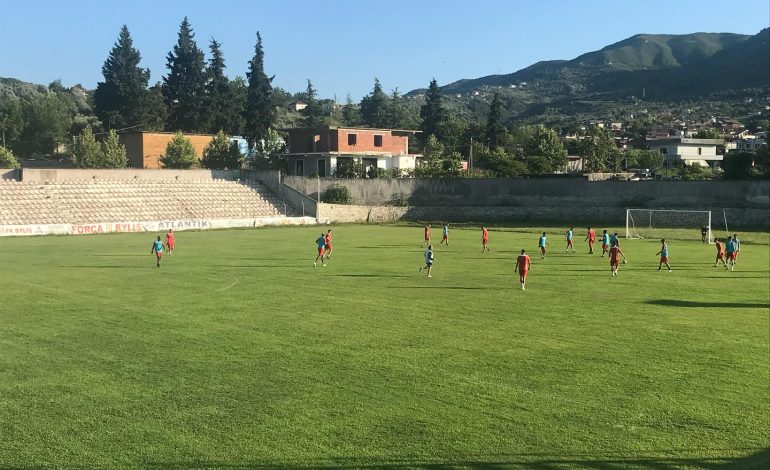 Bylisi sheh nga të rinjtë, firmosin dy talentet brazilianë