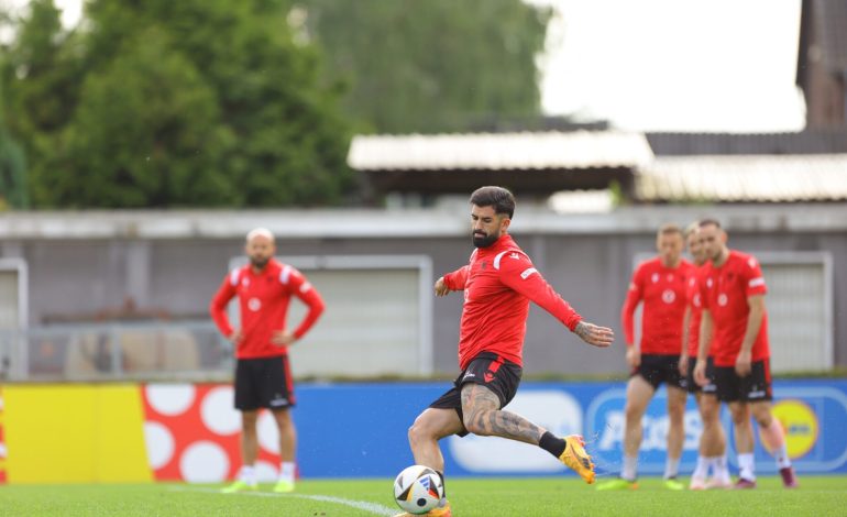 Prag-sfida me Italinë / Kombëtarja në përgatitjet e fundit, ky është programi për nesër