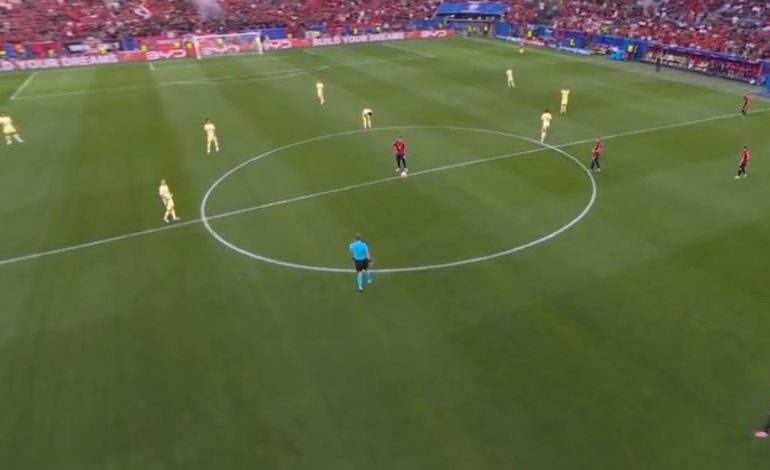 LIVE/ Shqipëria në kërkim të historisë, nis ndeshja ndaj Spanjës