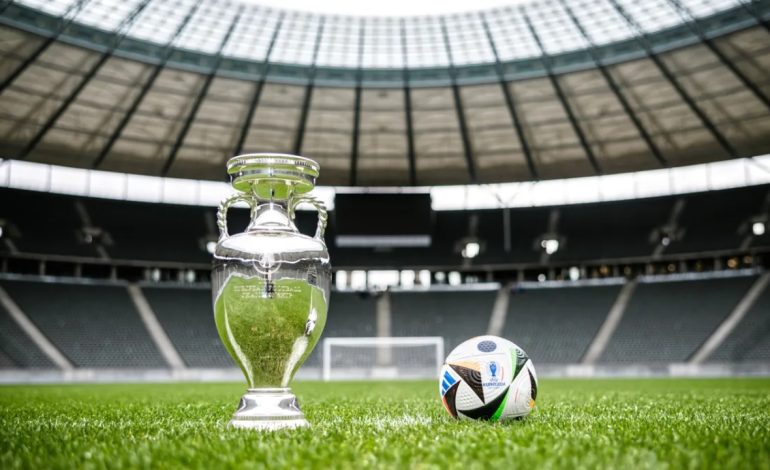 Mësohen dy çiftet e para çerekfinaliste, finale e parakohshme në Shtutgart