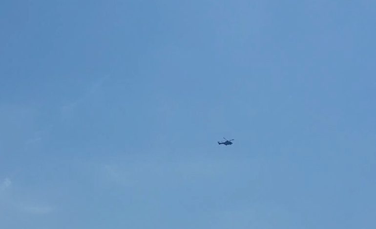 Ra në greminë në aksin Fushë Buall-Shushicë, pas disa orësh kërkime gjendet trupi i pajetë i shoferit (Emri)