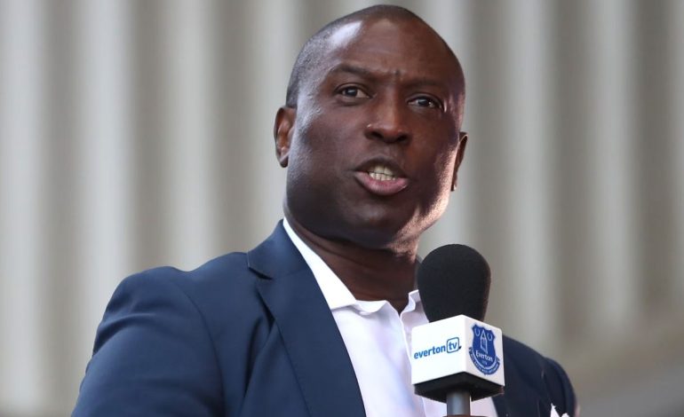 Futbolli anglez në zi, ndërron jetë Kevin Campbell