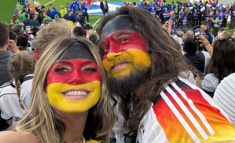 Heidi Klum një selfie me bashkëshortin e saj nga fillimi i Euro 2024