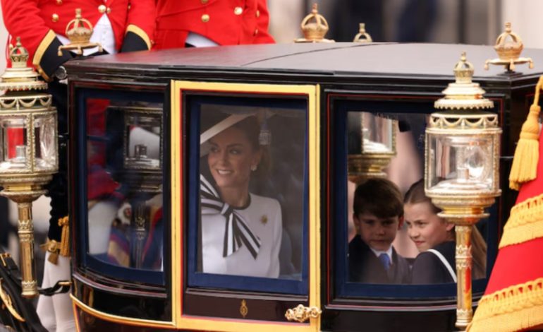 Fotot/ Si duket Kate në daljen e parë publike pasi u diagnostikua me kancer, merr pjesë në paradën e Mbretit Charles